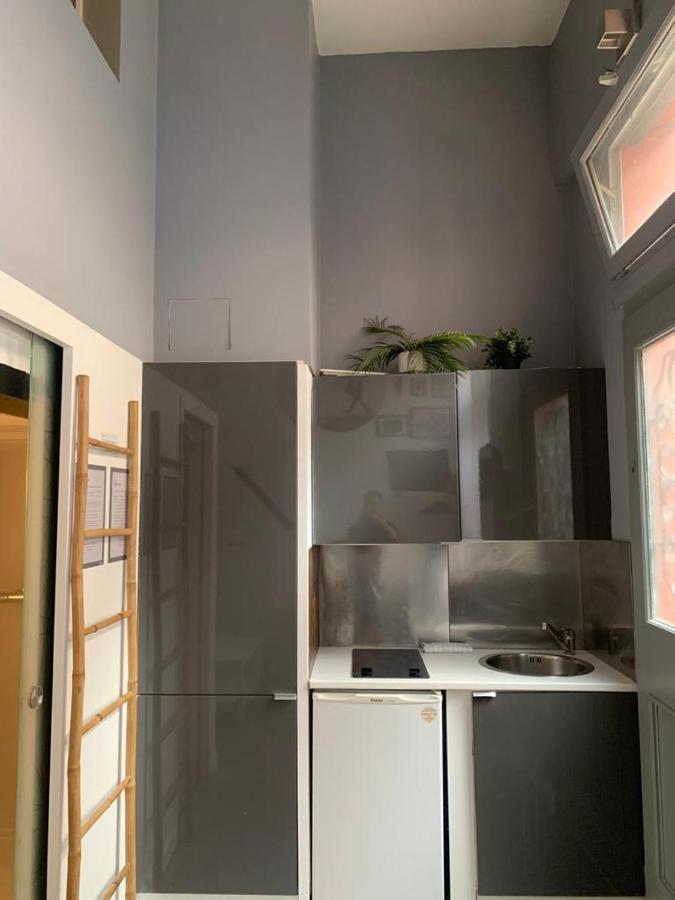 Spacious Bright Split Level Flat In The Fashionable Marais Appartement Parijs Buitenkant foto